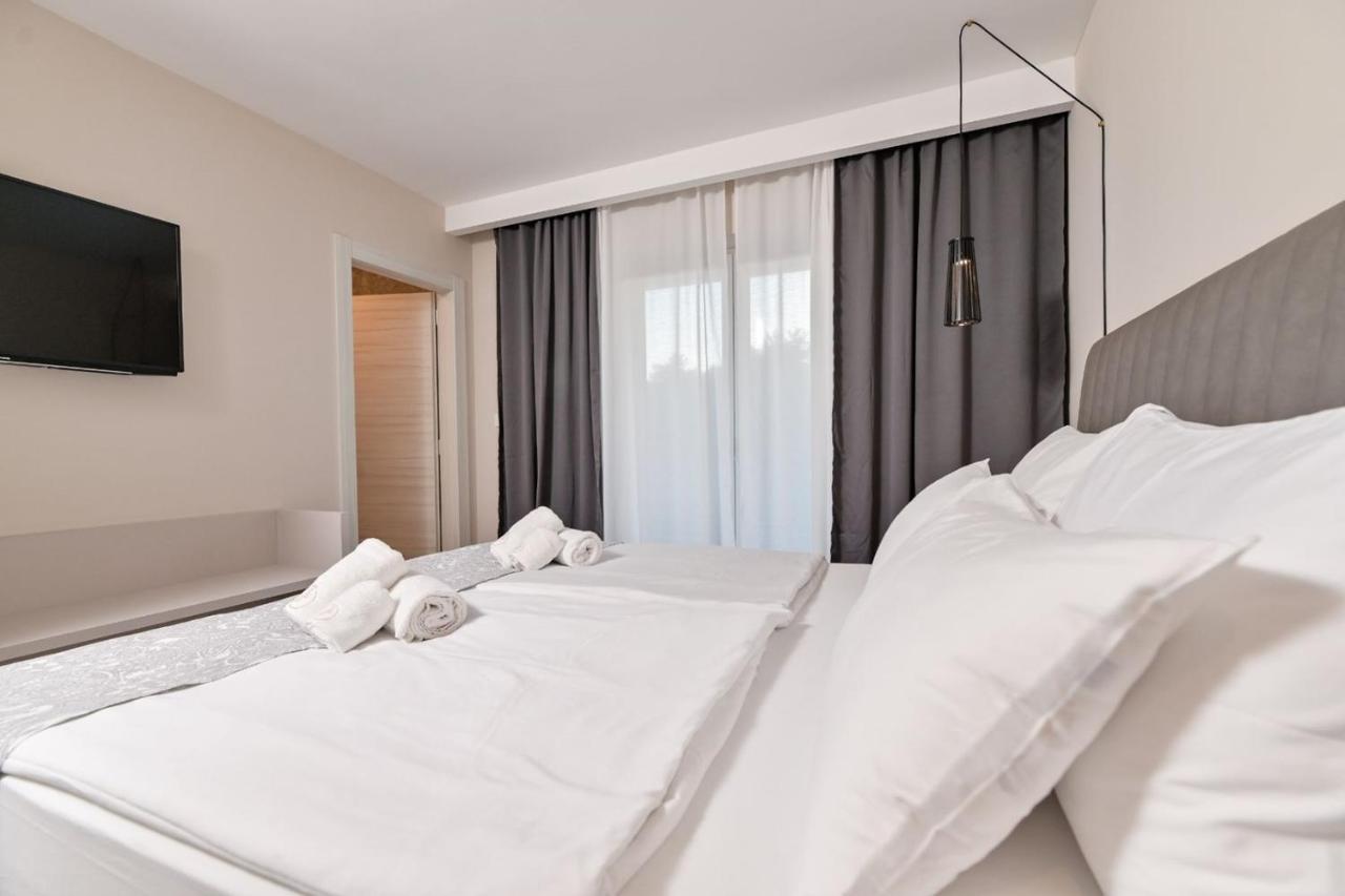 Luxury Apartments Villa Lacrima Šilo Dış mekan fotoğraf